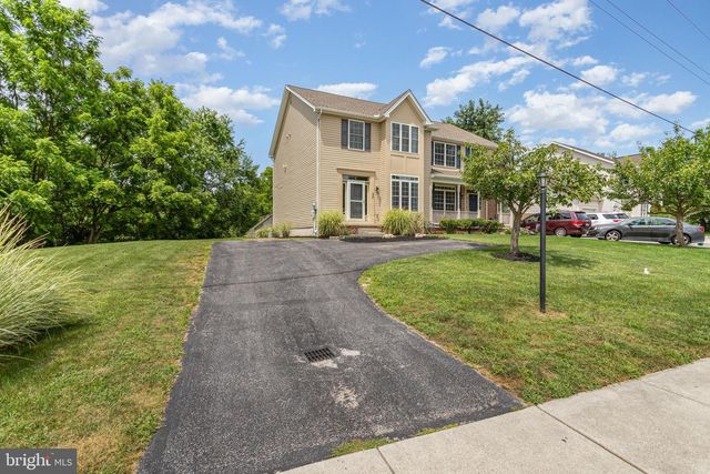 426 PUMPING STATION RD, Hanover, PA 17331