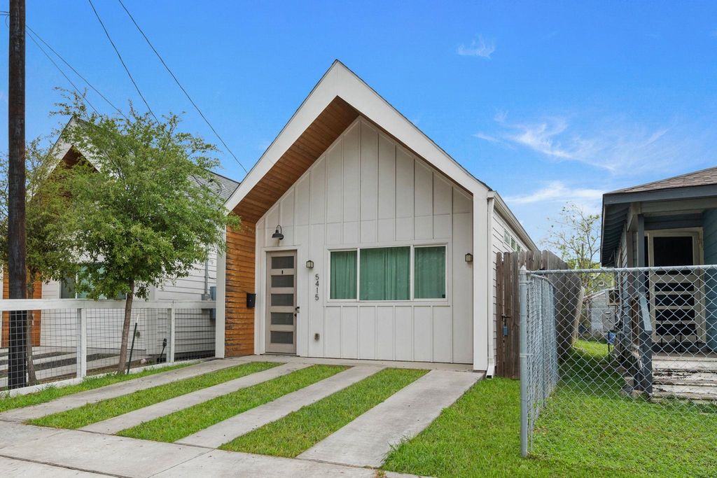 5415 Margarita Street, Houston, TX 77020