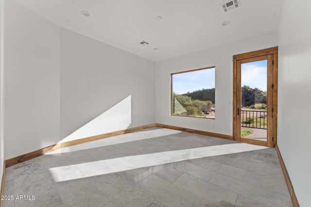 30100 W Walter Road, Wickenburg, AZ 85390