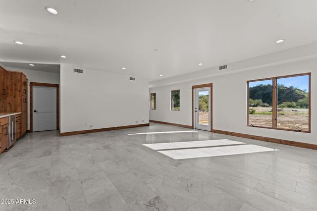 30100 W Walter Road, Wickenburg, AZ 85390