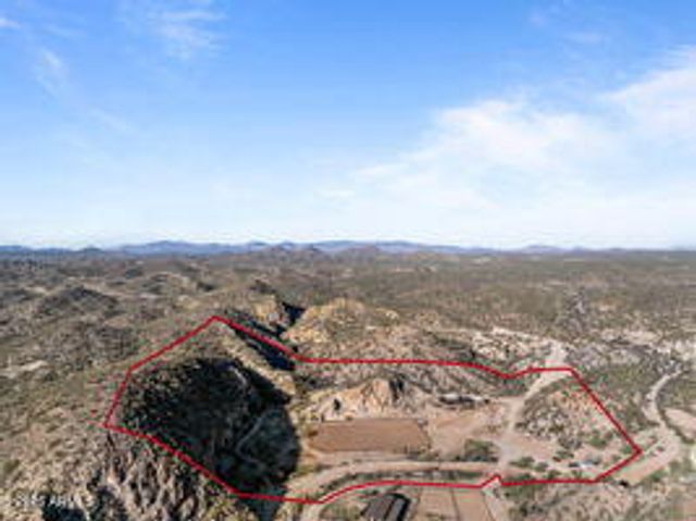 30100 W Walter Road, Wickenburg, AZ 85390