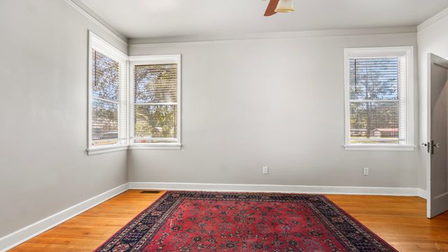 111 Bay Avenue, Defuniak Springs, FL 32435