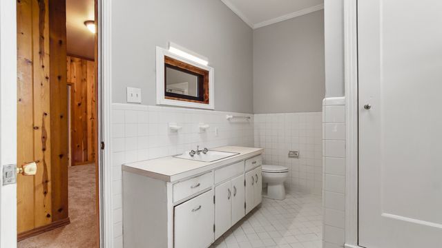 111 Bay Avenue, Defuniak Springs, FL 32435