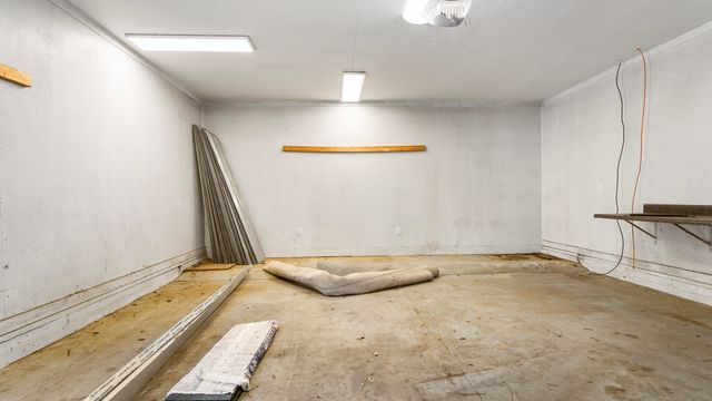 111 Bay Avenue, Defuniak Springs, FL 32435