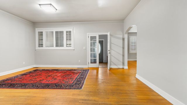 111 Bay Avenue, Defuniak Springs, FL 32435