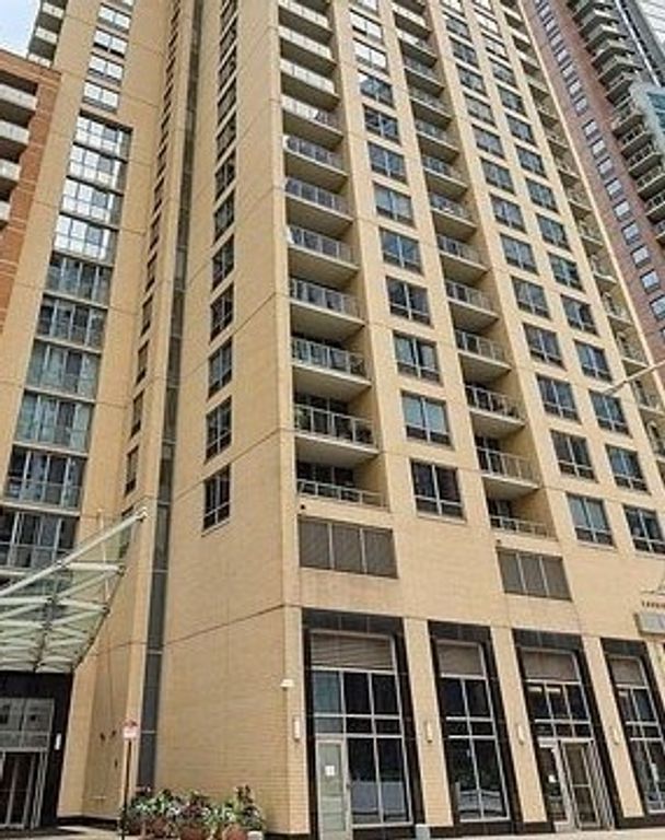 420 E WATERSIDE Drive 3704, Chicago, IL 60601