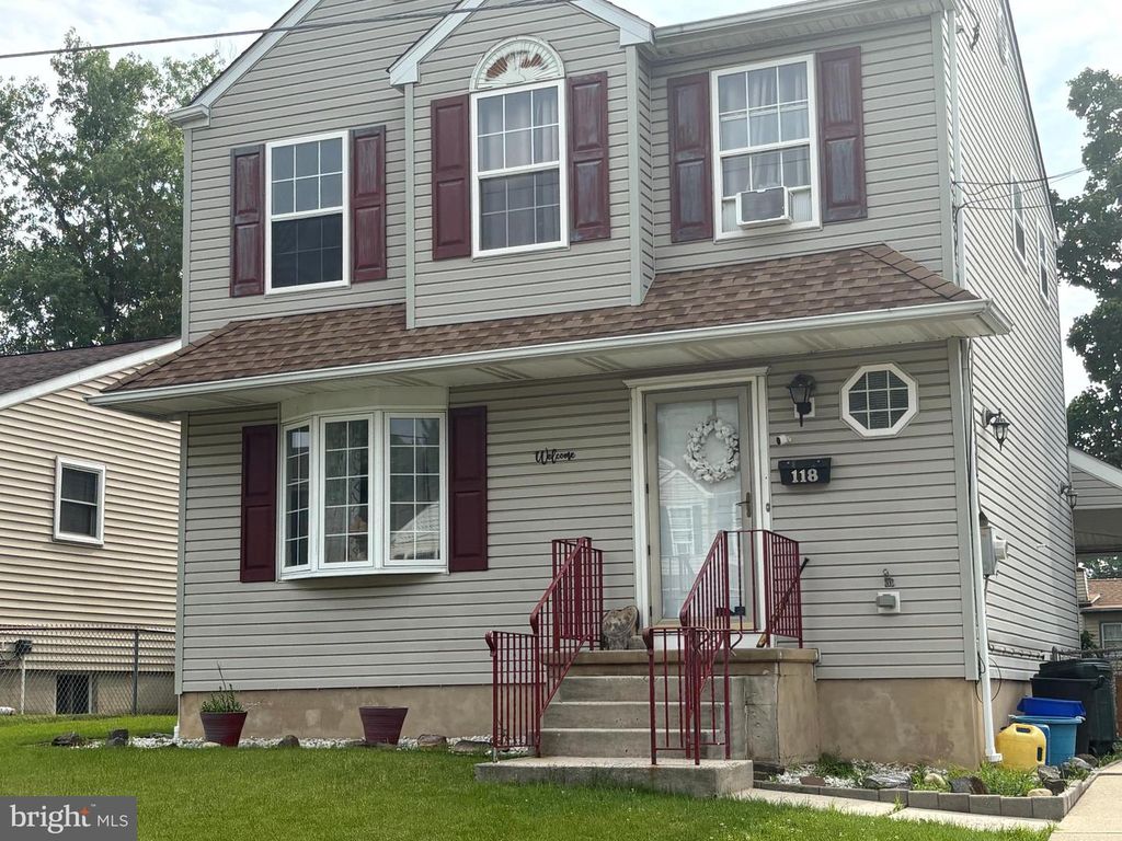 118 CLEVELAND AVE, Mount Ephraim, NJ 08059