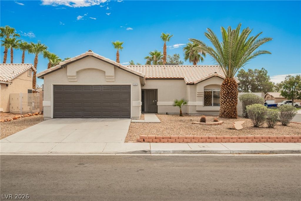 5102 Del Shannon Street, North Las Vegas, NV 89031 — exterior