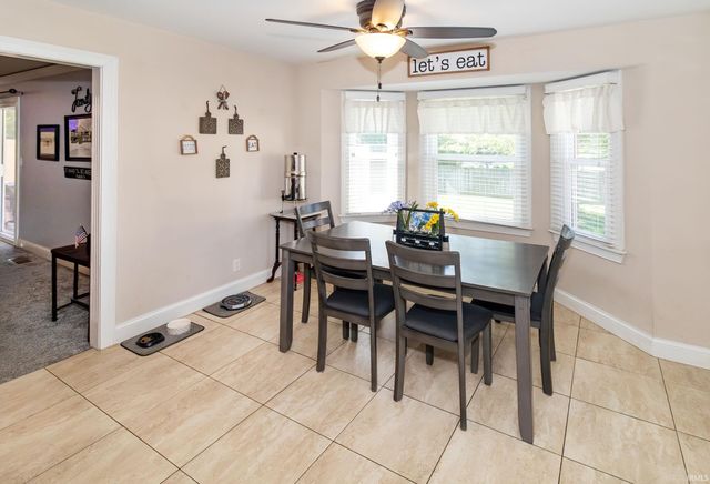 7699 Hermitage Court, Newburgh, IN 47630