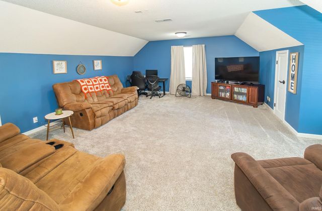 7699 Hermitage Court, Newburgh, IN 47630