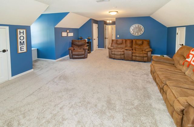 7699 Hermitage Court, Newburgh, IN 47630