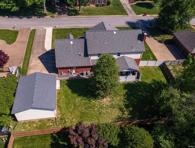 7699 Hermitage Court, Newburgh, IN 47630