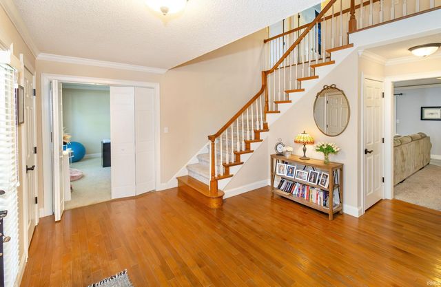 7699 Hermitage Court, Newburgh, IN 47630