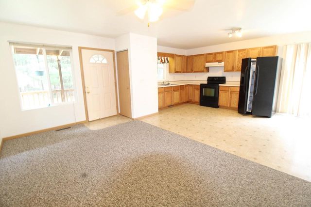 N3928 Oak Ridge Drive, Montello, WI 53949