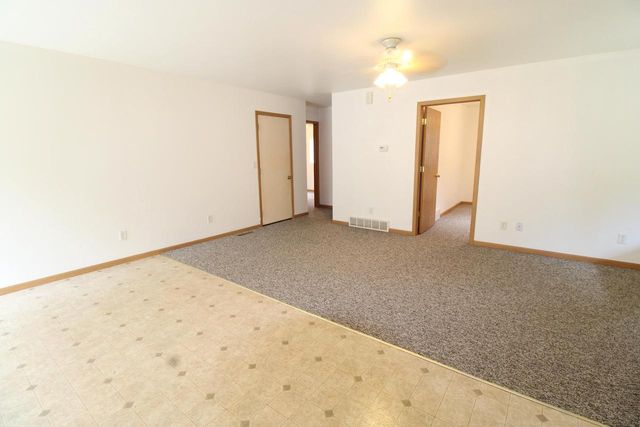 N3928 Oak Ridge Drive, Montello, WI 53949