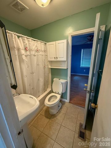 483 Caribou Road, Asheville, NC 28803