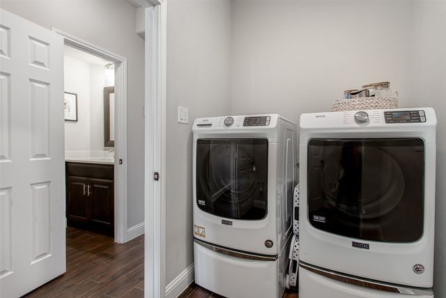 2219 Cochran Street, Irving, TX 75062