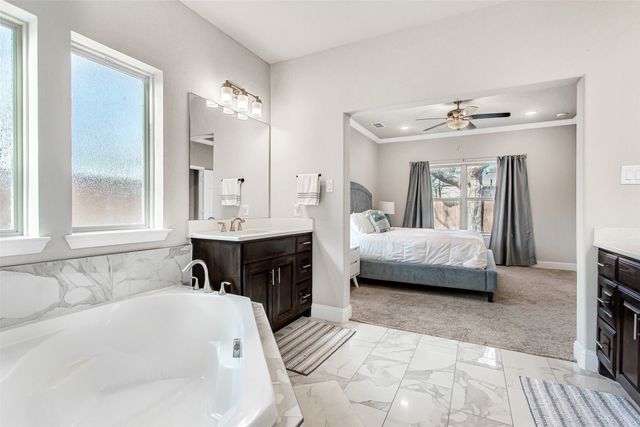 2219 Cochran Street, Irving, TX 75062