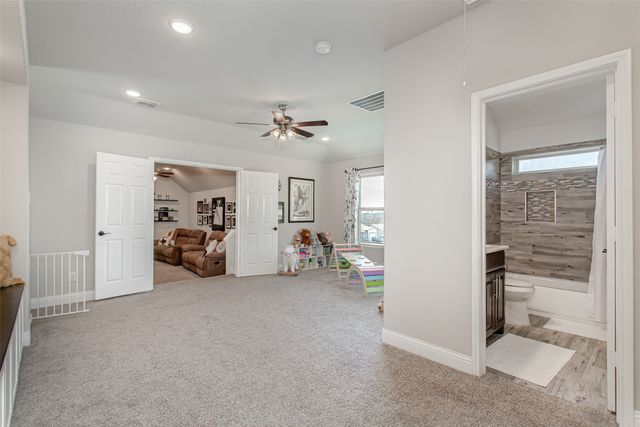 2219 Cochran Street, Irving, TX 75062