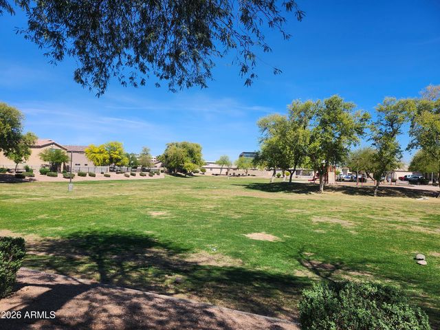 2227 N 92ND Dale, Phoenix, AZ 85037