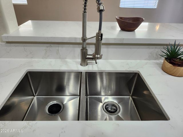 2227 N 92ND Dale, Phoenix, AZ 85037