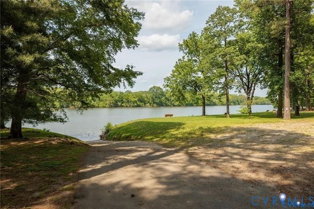 4201 Denbigh Dr, Richmond, VA 23235