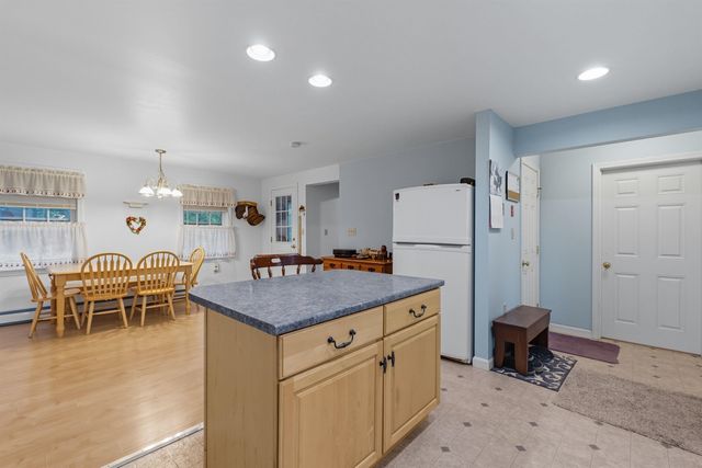 282 Bay Hill Road, Northfield, NH 03276