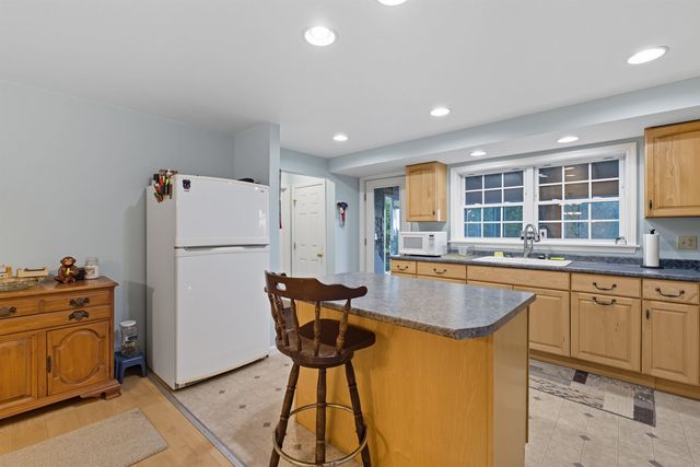 282 Bay Hill Road, Northfield, NH 03276