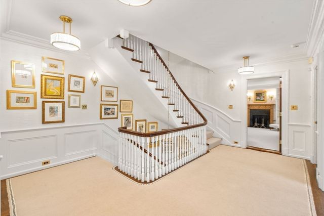 188 Heath St, Brookline, MA 02467