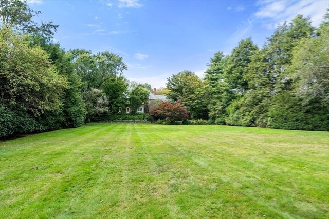 188 Heath St, Brookline, MA 02467
