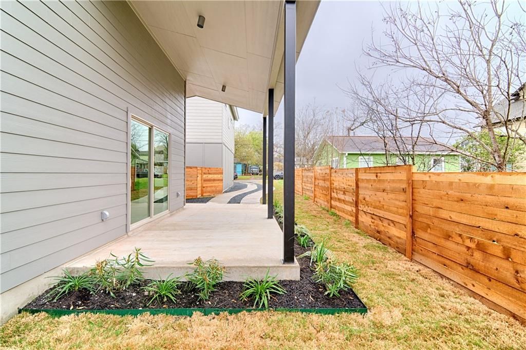 904 E 54th ST B, Austin, TX 78751