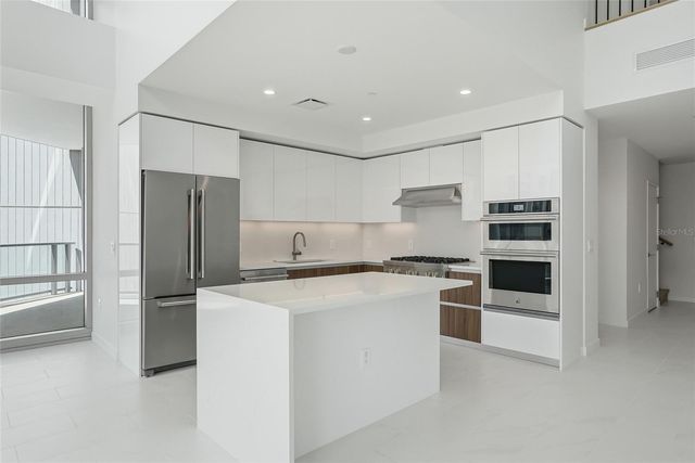 400 CENTRAL AVENUE 301, St Petersburg, FL 33701