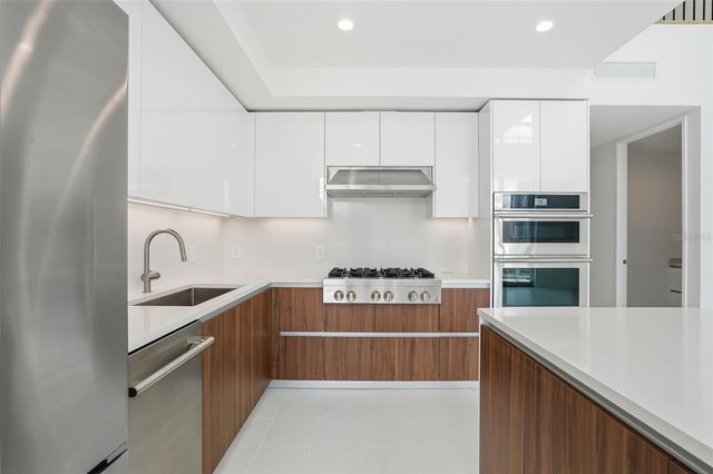 400 CENTRAL AVENUE 301, St Petersburg, FL 33701