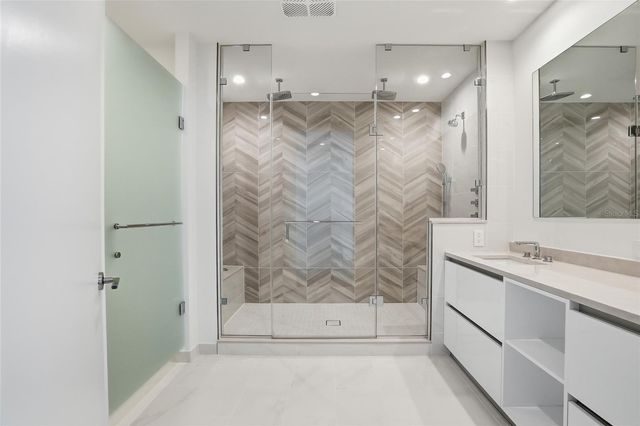 400 CENTRAL AVENUE 301, St Petersburg, FL 33701