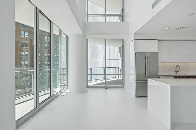 400 CENTRAL AVENUE 301, St Petersburg, FL 33701
