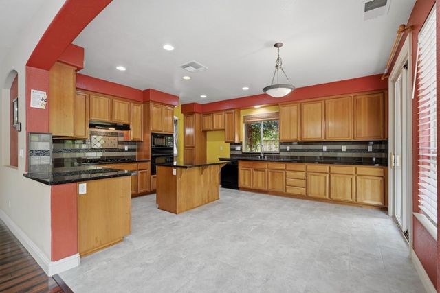 1766 Barossa Way, Roseville, CA 95747
