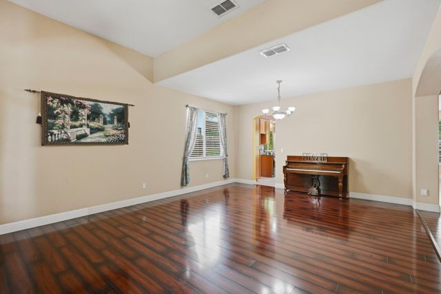 1766 Barossa Way, Roseville, CA 95747