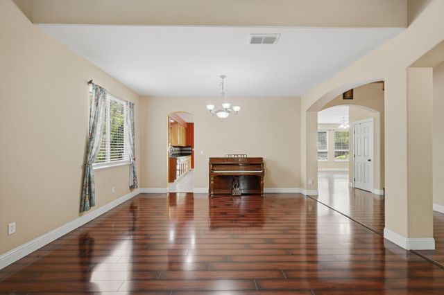 1766 Barossa Way, Roseville, CA 95747
