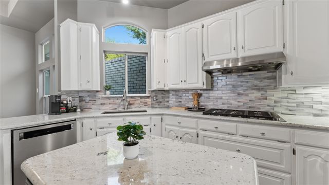 1012 Murl Drive, Irving, TX 75062