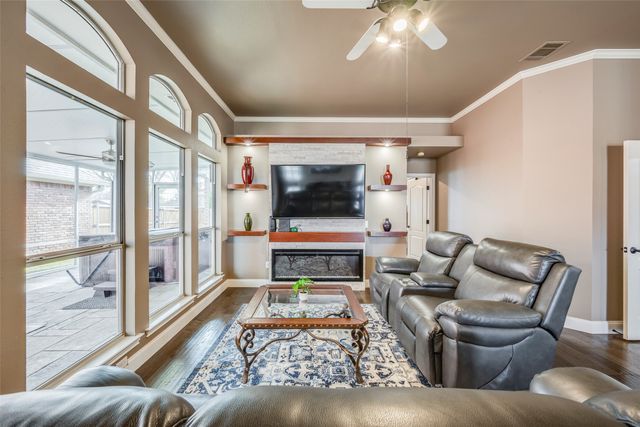 1012 Murl Drive, Irving, TX 75062