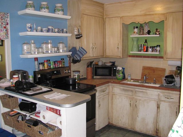 4716 17TH AVENUE N, St Petersburg, FL 33713