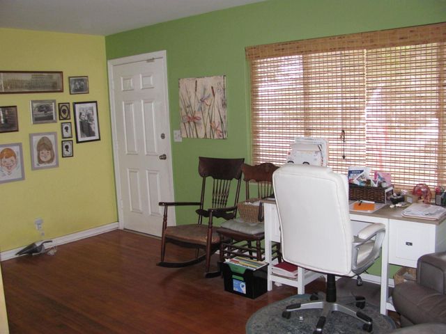 4716 17TH AVENUE N, St Petersburg, FL 33713