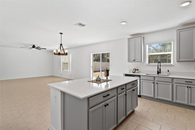 5712 BRISTLELEAF COURT, Leesburg, FL 34748