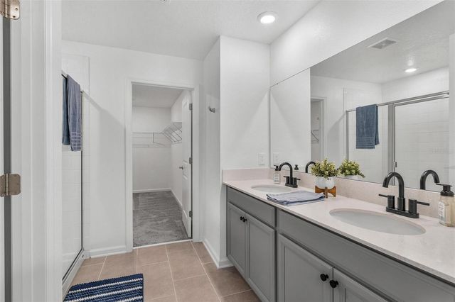 5712 BRISTLELEAF COURT, Leesburg, FL 34748