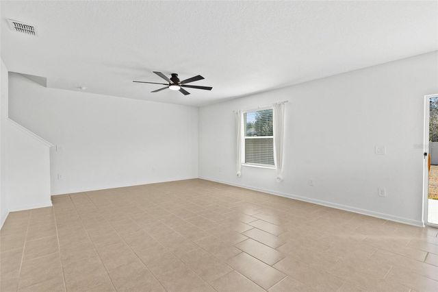 5712 BRISTLELEAF COURT, Leesburg, FL 34748