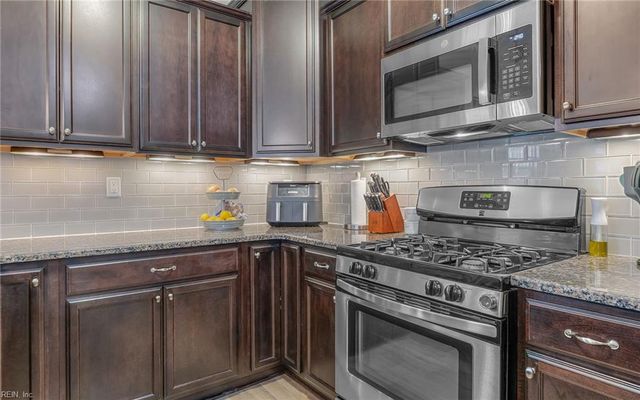 540 Cristfield RD, Chesapeake, VA 23320