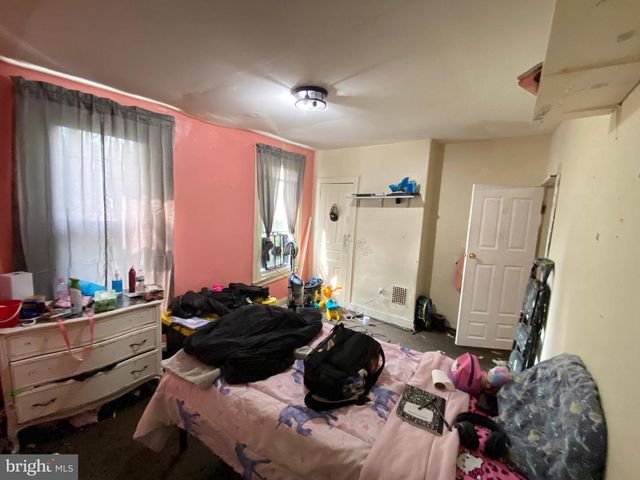 718 W BUTLER ST, Philadelphia, PA 19140