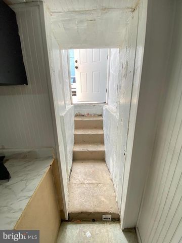 718 W BUTLER ST, Philadelphia, PA 19140