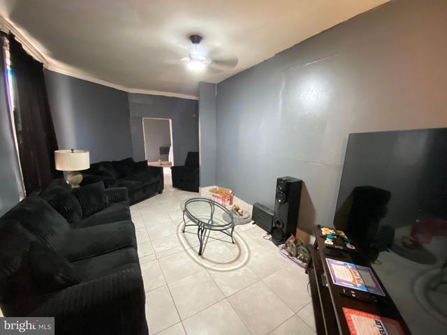 718 W BUTLER ST, Philadelphia, PA 19140