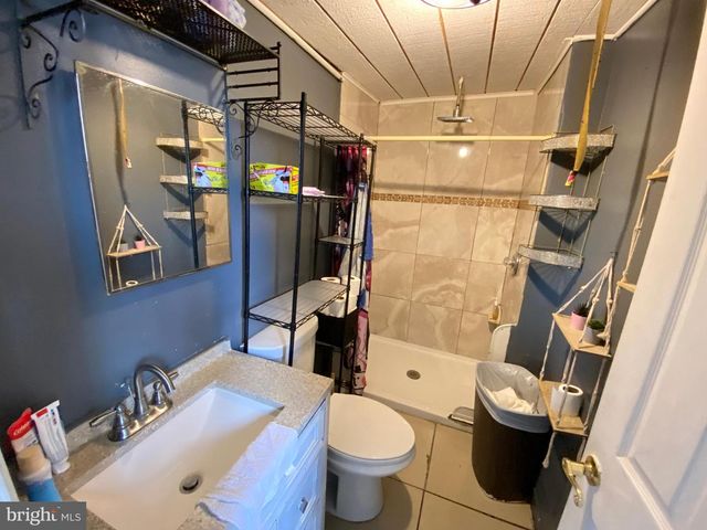 718 W BUTLER ST, Philadelphia, PA 19140